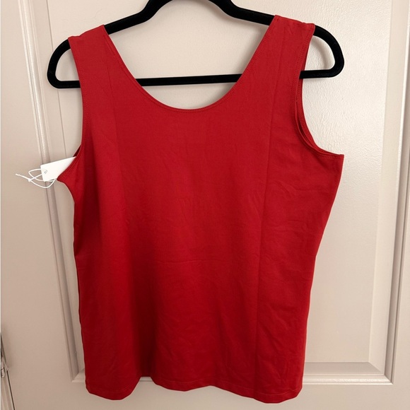 NWT Chicos Microfiber tank deep red “Smoked Paprika” Size 2 (equivalent 12-14) - Picture 2 of 5